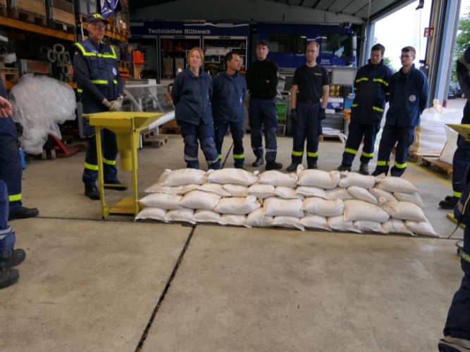 Ausbildung Sandsackverbau
