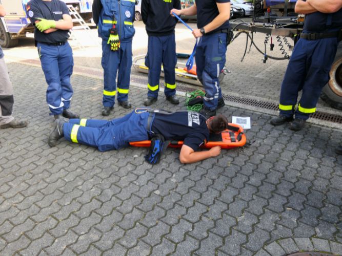 Ganztagesausbildung - B+N 