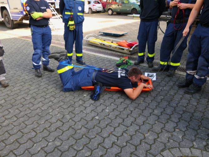 Ganztagesausbildung - B+N 