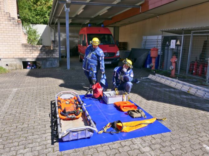 Ganztagesausbildung - B+N 
