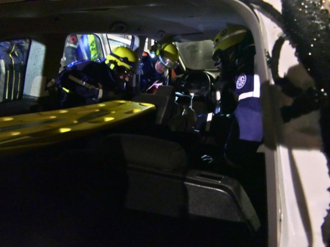 Ausbildung - Retten aus Fahrzeugen