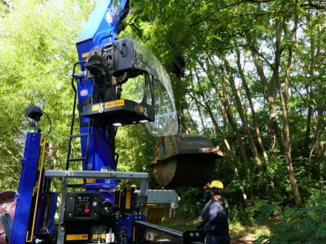 Transport der historischen Walze 