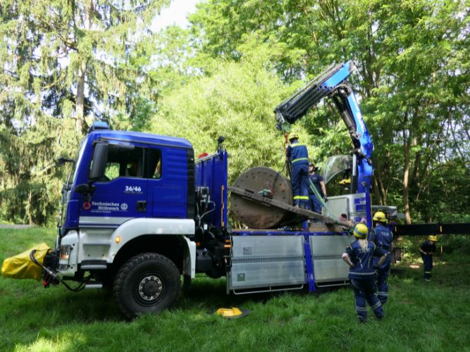 Transport der historischen Walze 