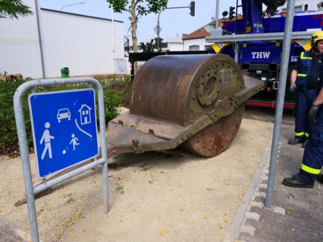 Transport der historischen Walze 