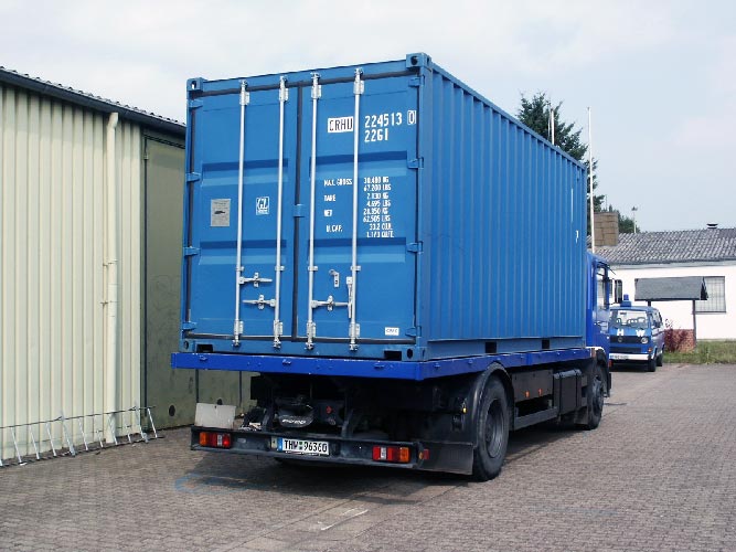 MAN mit Container