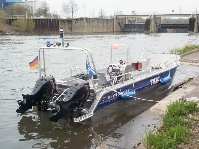 Mehrzweckarbeitsboot (MZAB) mit Trailer